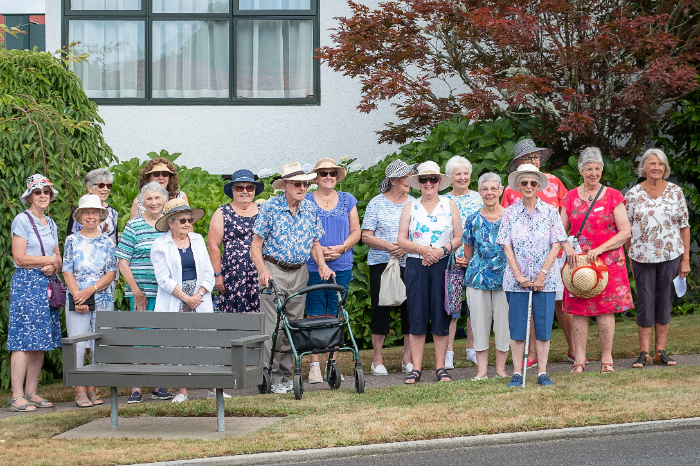 Garden ramble 2-843